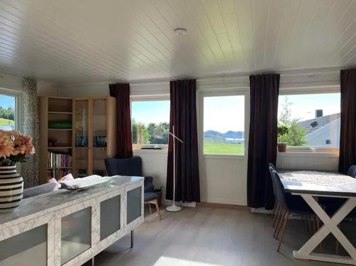 Lekkert Gjestehus Med Gratis Parkering Pa Stedet. Levanger Kültér fotó